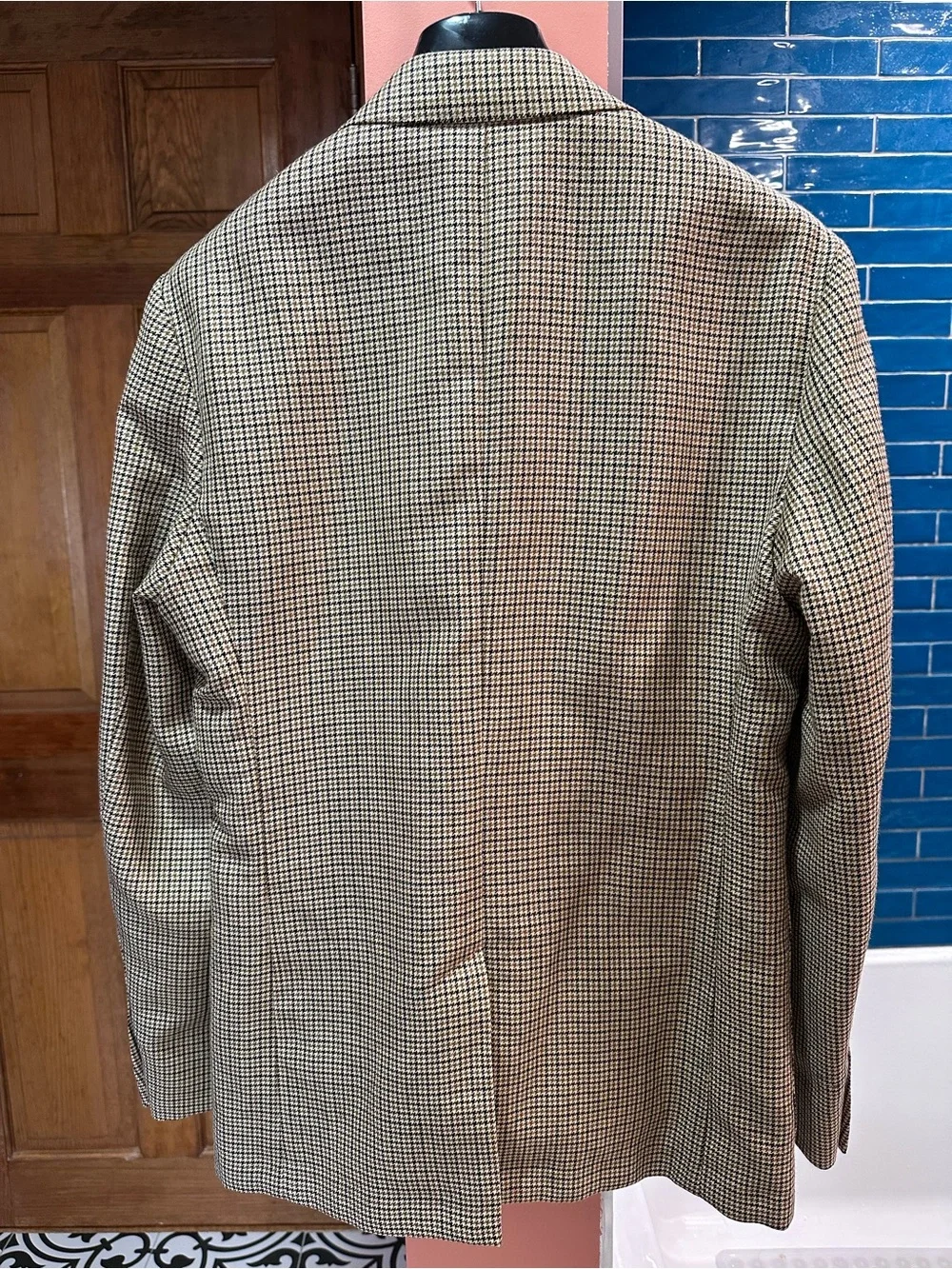 Men's Houndstooth Blazer in Beige and Black (36S)